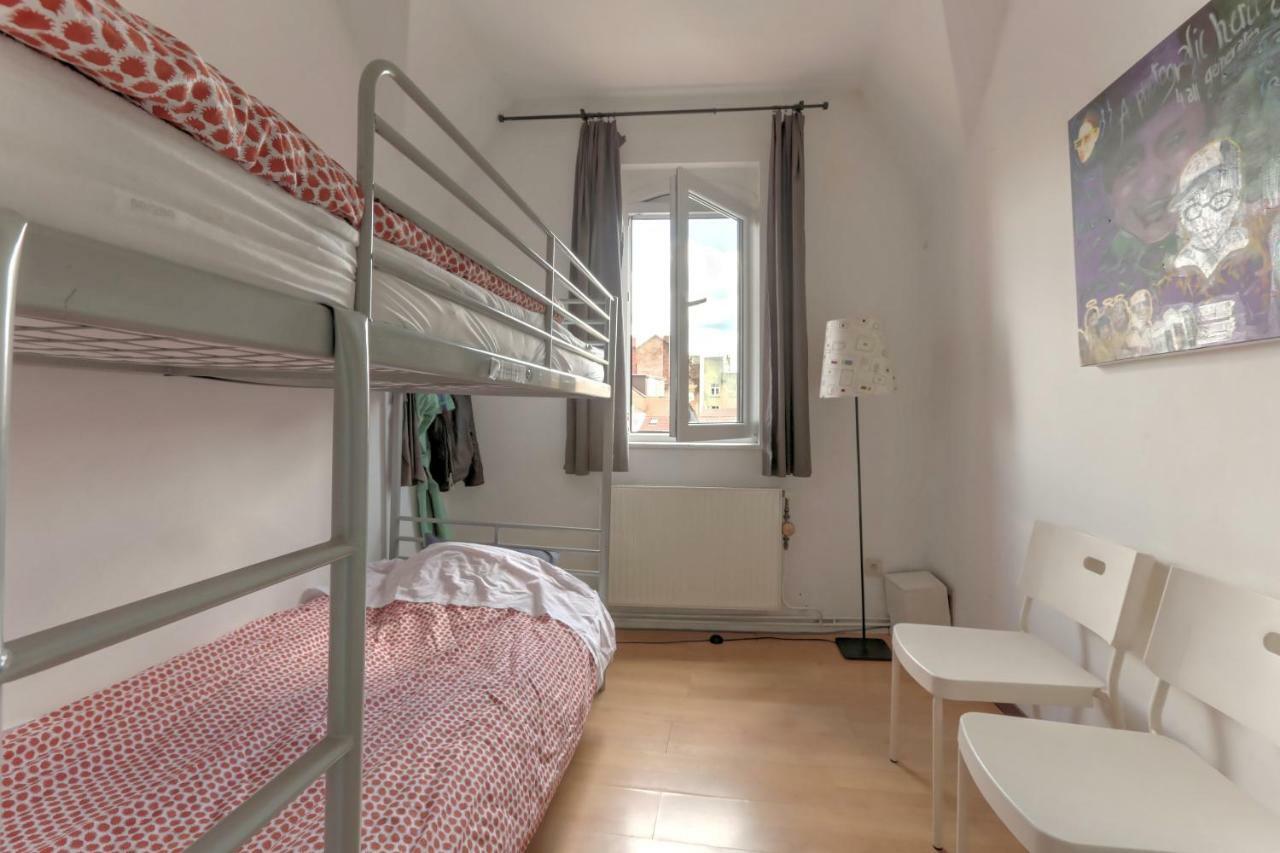 Brussels Hello Hostel Koekelberg Esterno foto